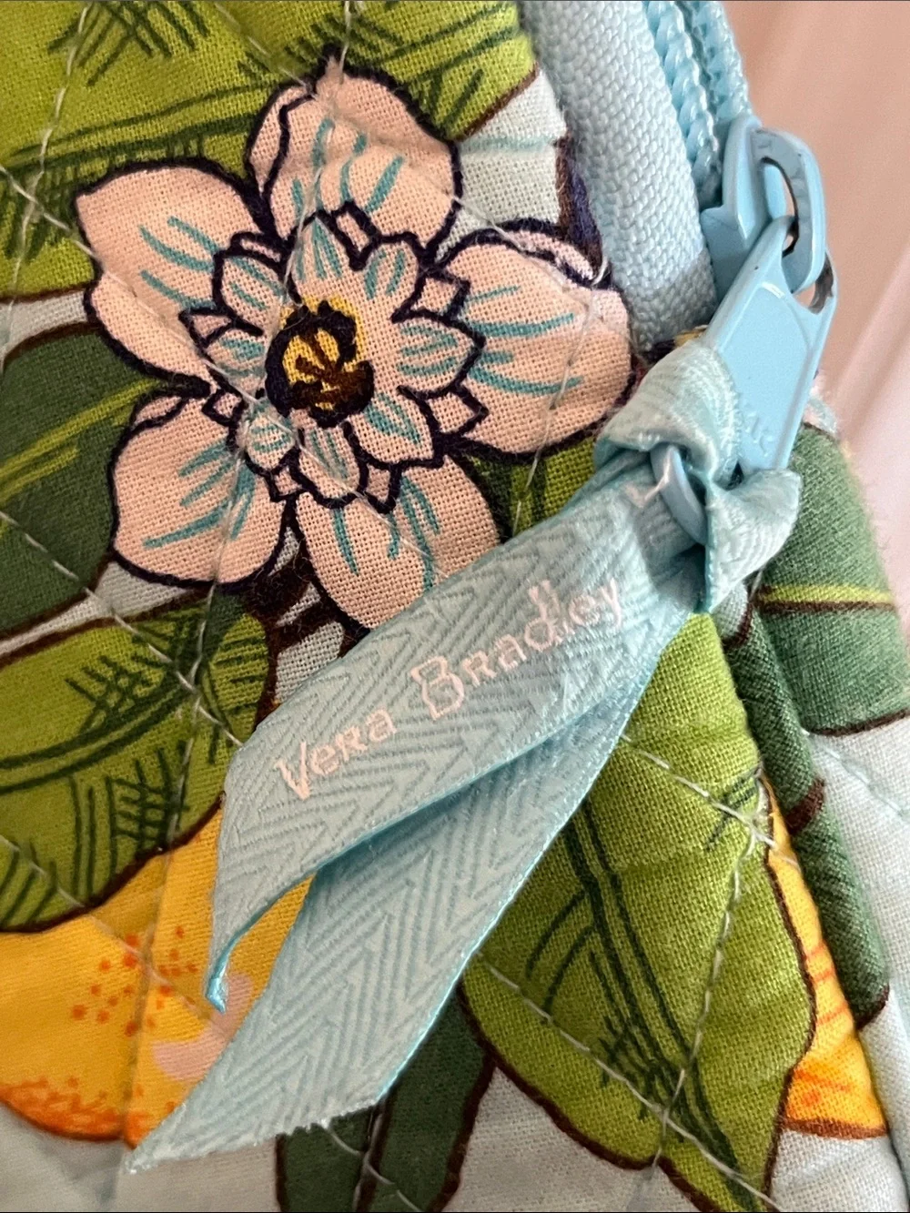 NWOT Vera Bradley Lemon Grove Laptop/Tablet Padded Sleeve